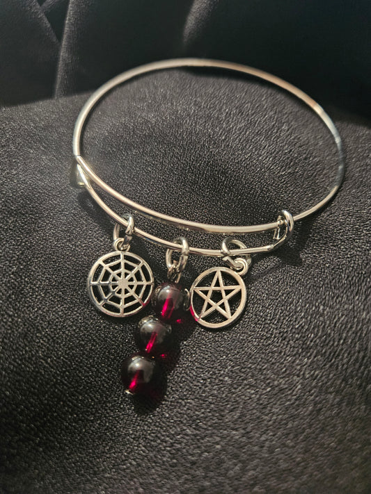Adjustable Charm Bracelet - Webs